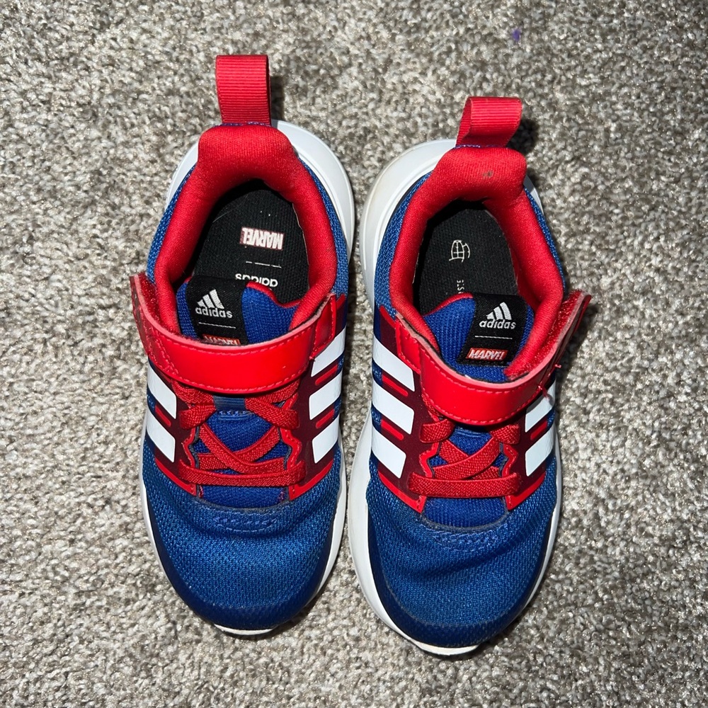 Size 8 Spider-Man Adidas Shoes - Picture 7 of 9